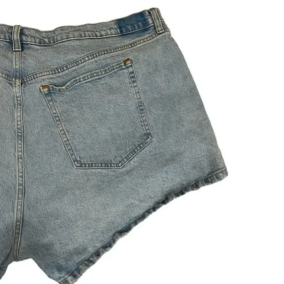 Abercrombie & Fitch Curve Love High Rise Mom Shorts Size 36 - Picture 5 of 13